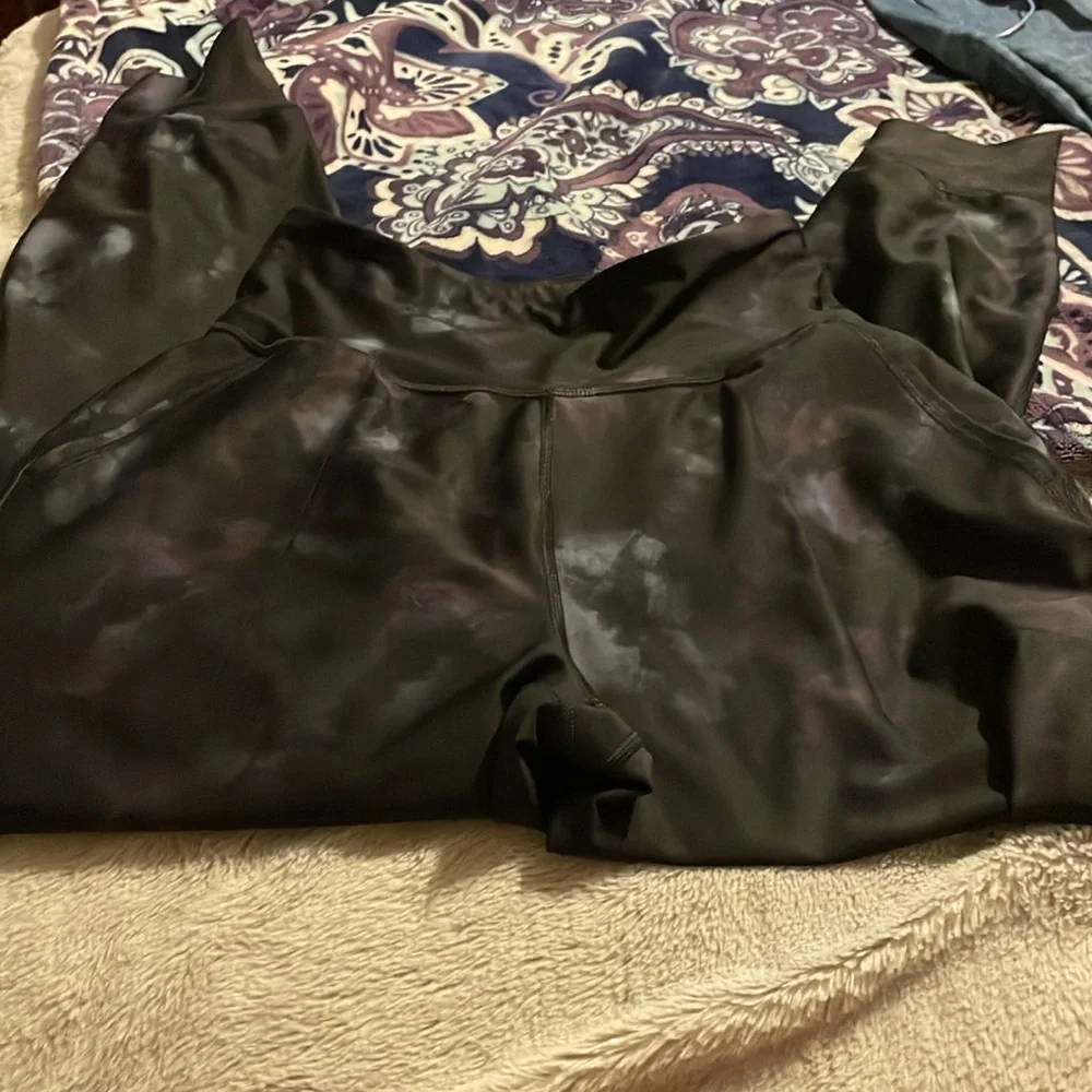 Old Navy Active Jogger Sz M - Picture 5 of 6